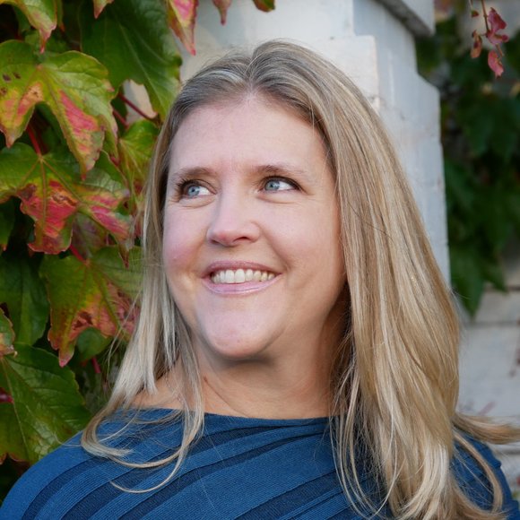 Meet your Posher, Lylen - Picture 1 of 1